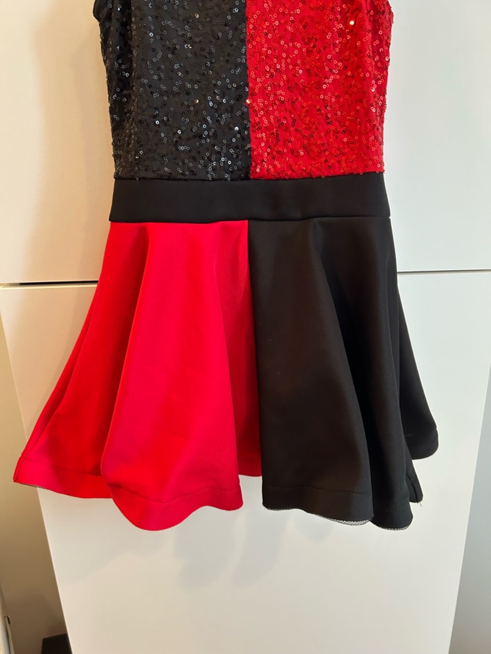 Weissman Red & Black Sequin Panel Dance Costume - MC (10/12) - Picture 5 of 15